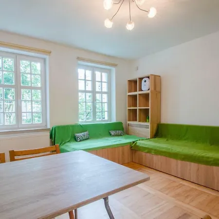Studio For 4 People In The Old Town شقة
