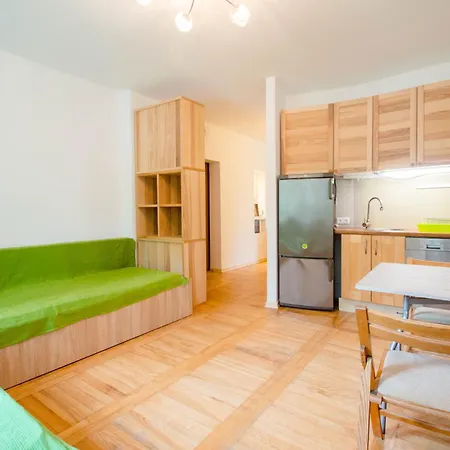 Studio For 4 People In The Old Town شقة غدانسك